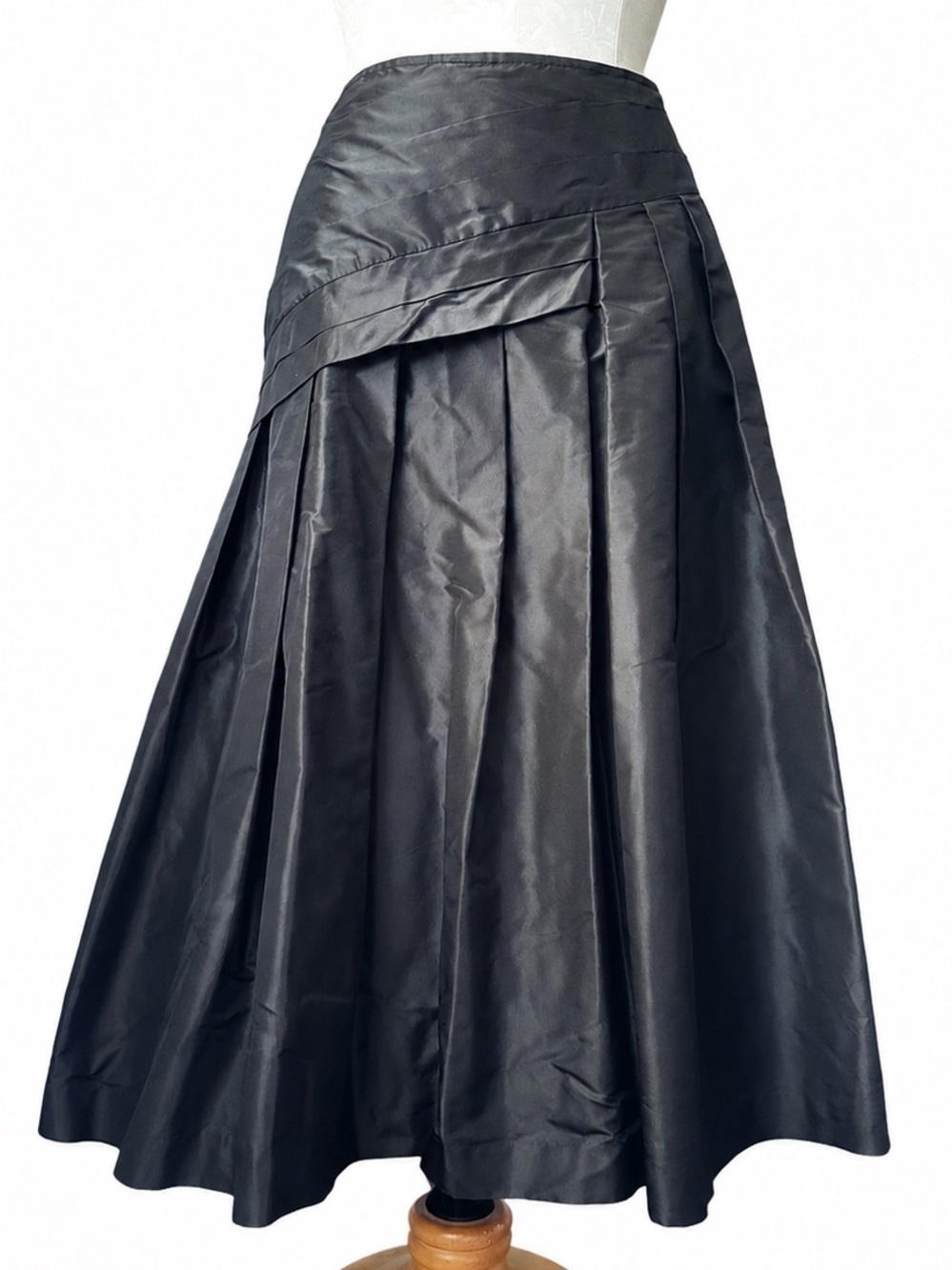 Rickie Freeman for Teri Jon Black 100% Silk A-Line Pleated Midi Skirt Size 14